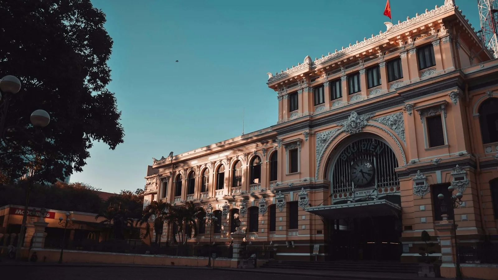Poste centrale de Saïgon à Hô Chi Minh-Ville, au Vietnam